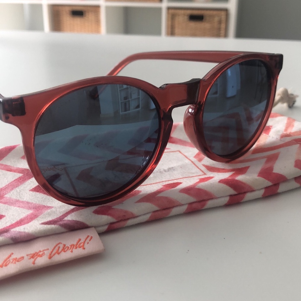 Miss Hamptoms Mirrored Sunglasses